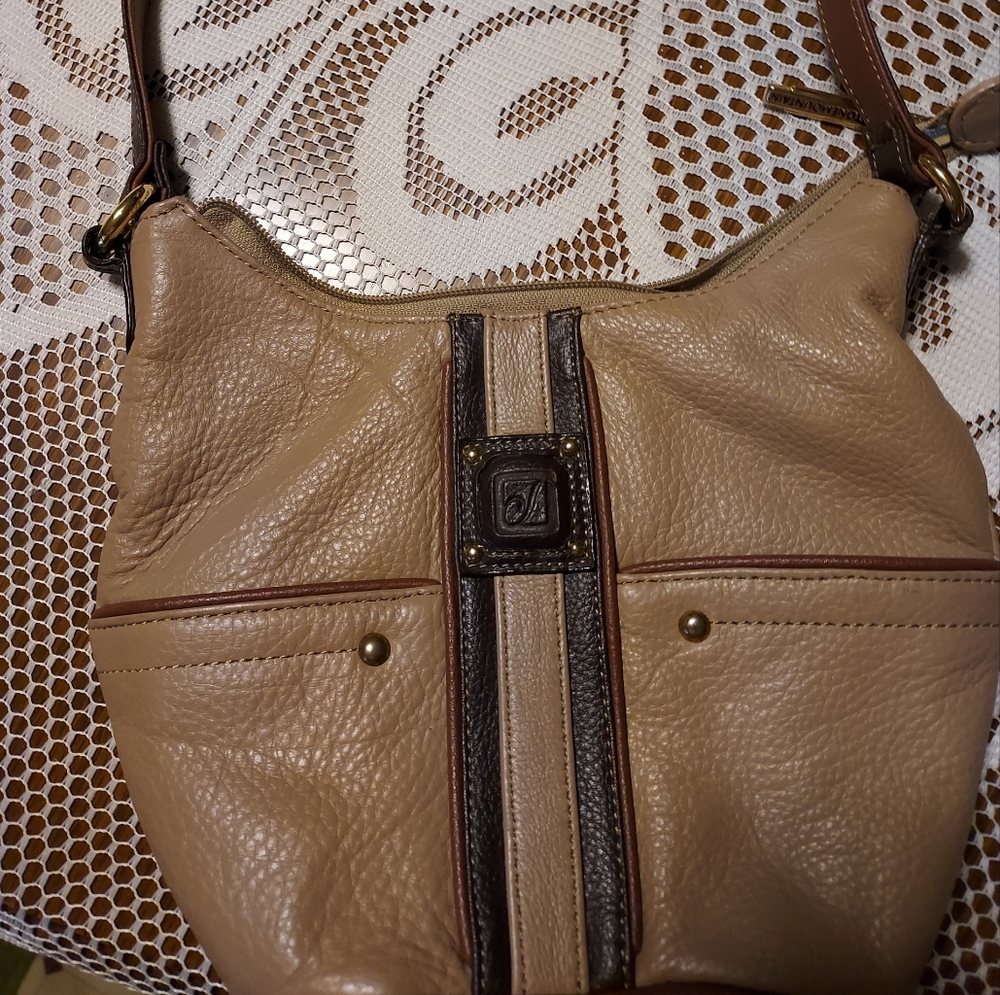 Small Stone Mountain Genuine Leather Bag